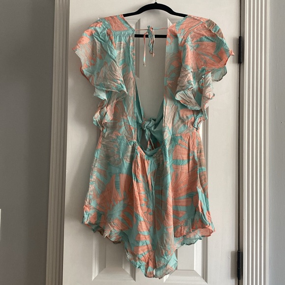 L' SPACE Connie Romper In Bungalow Palm Print Multicolor Lightweight Sz L - Picture 4 of 5